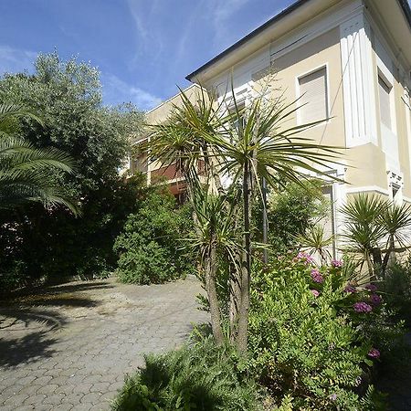 Hotel Gigliola Camaiore Exterior foto